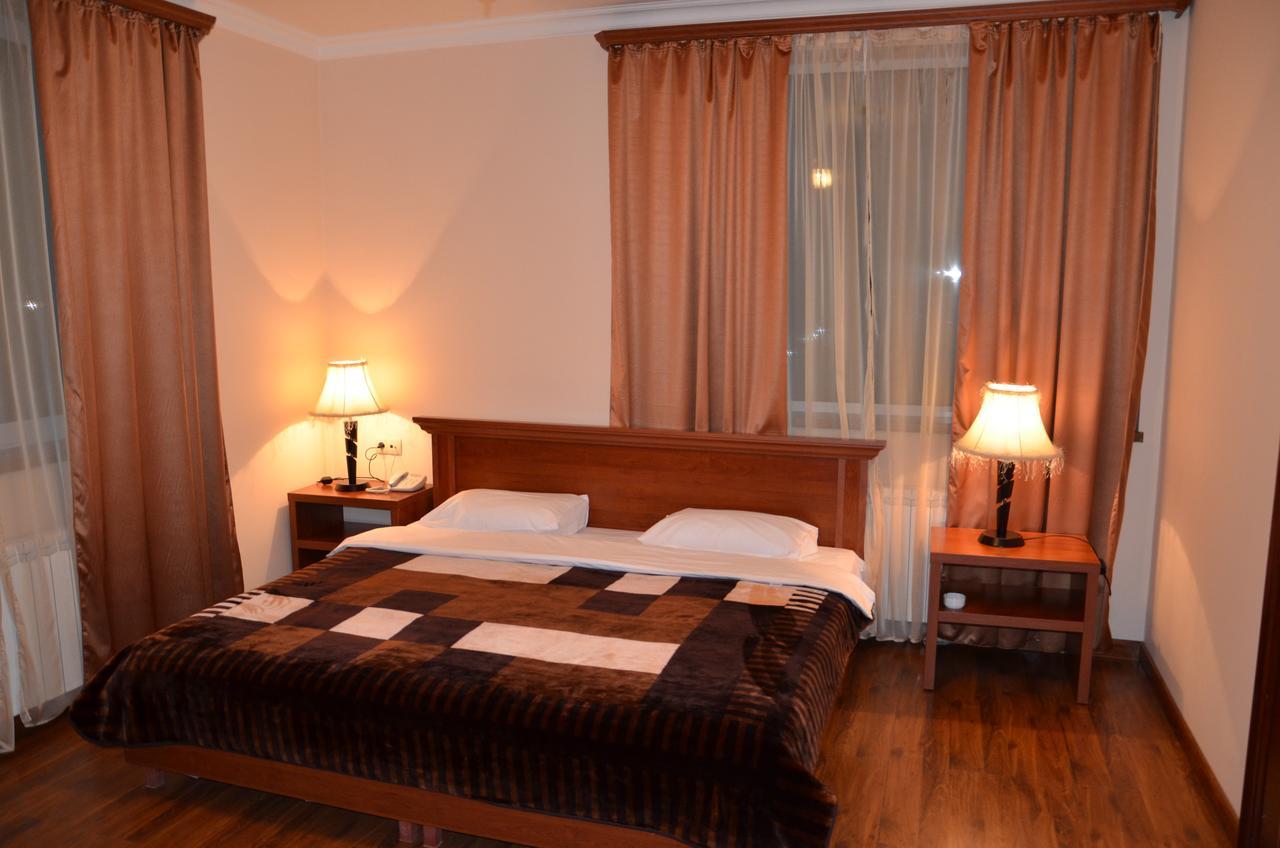 Syunik Hotel Kapan 外观 照片
